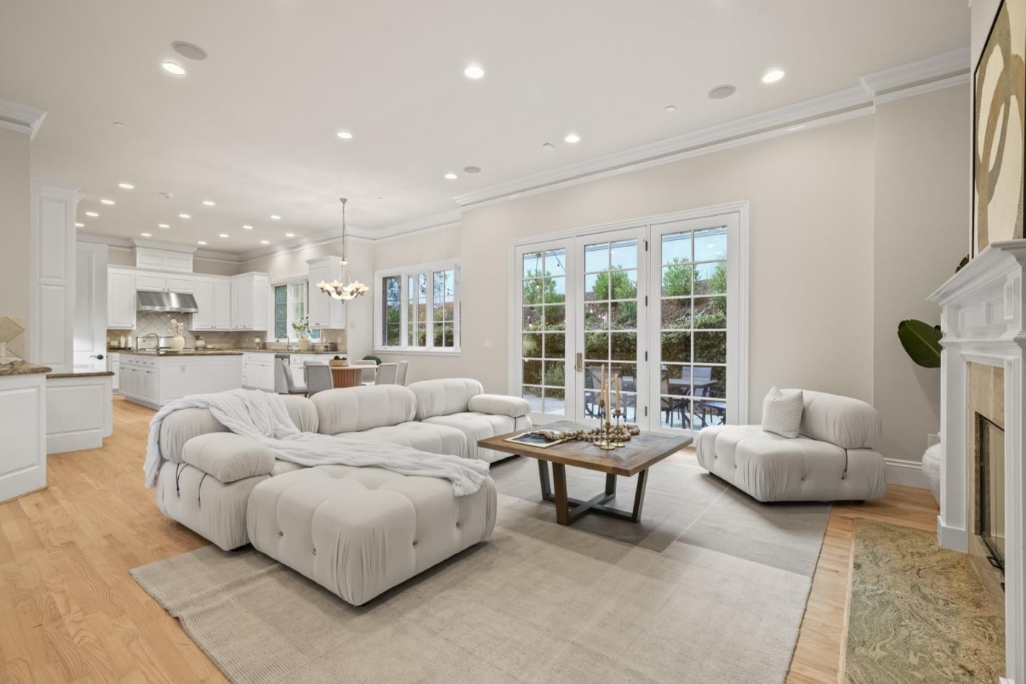 2855 Churchill Drive