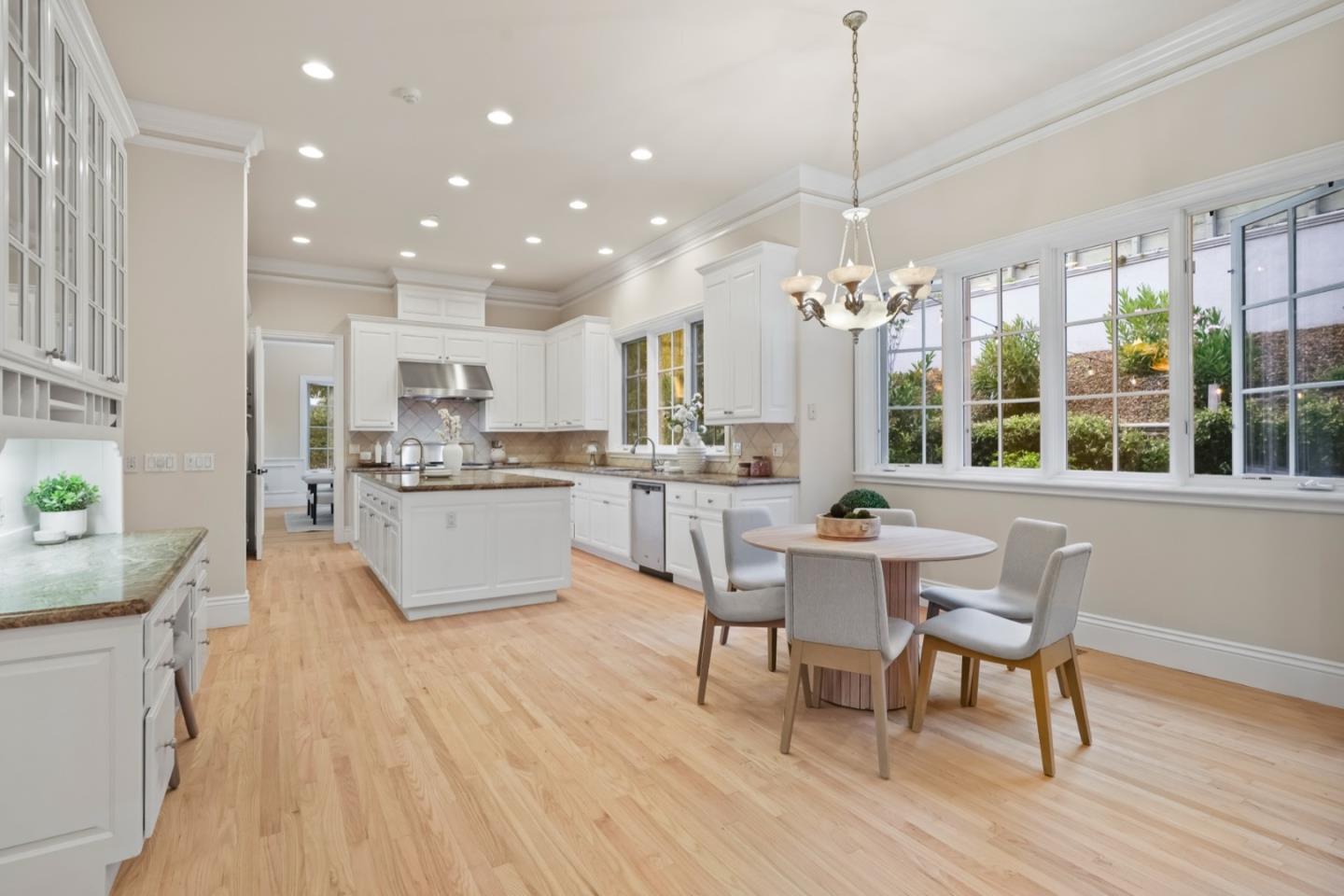 2855 Churchill Drive