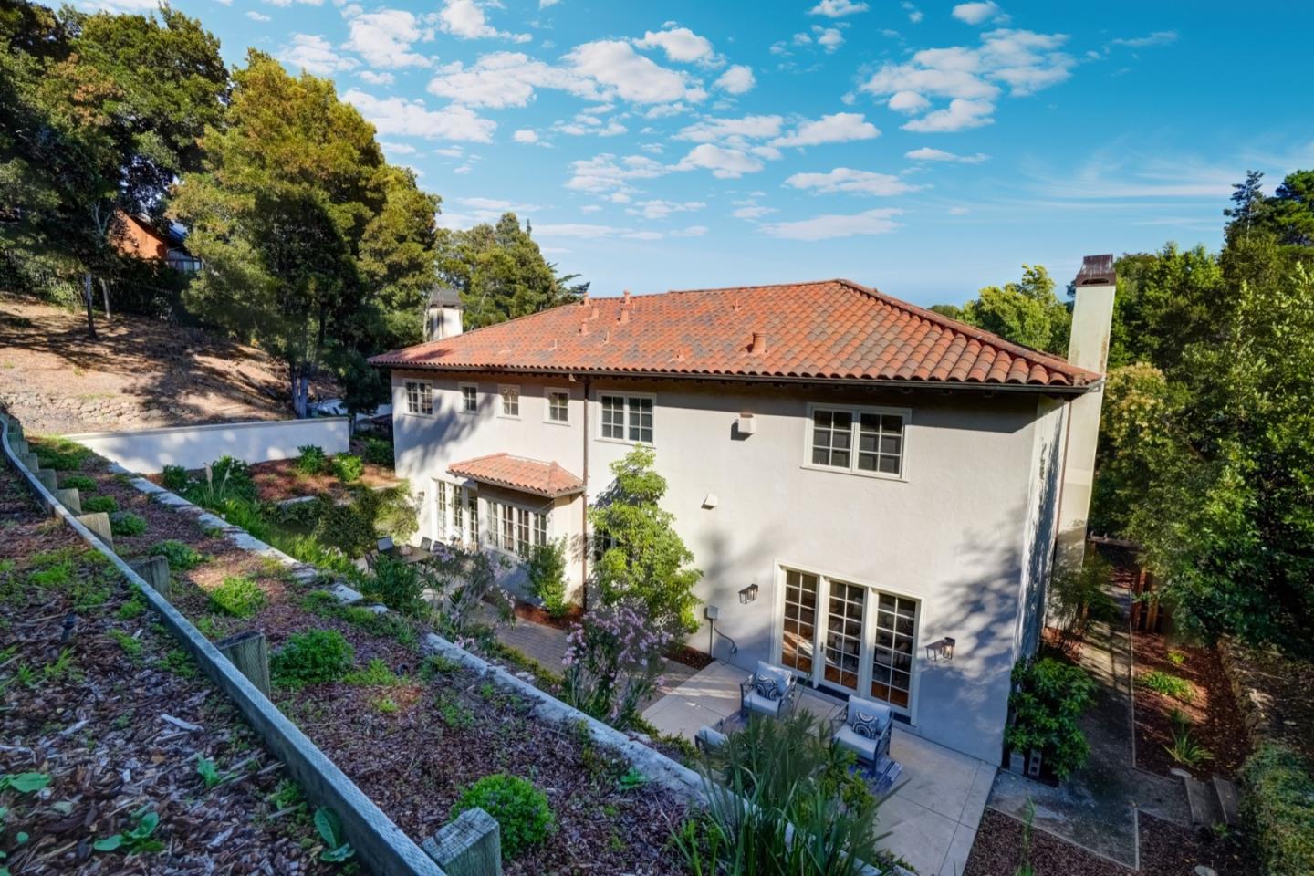 2855 Churchill Drive