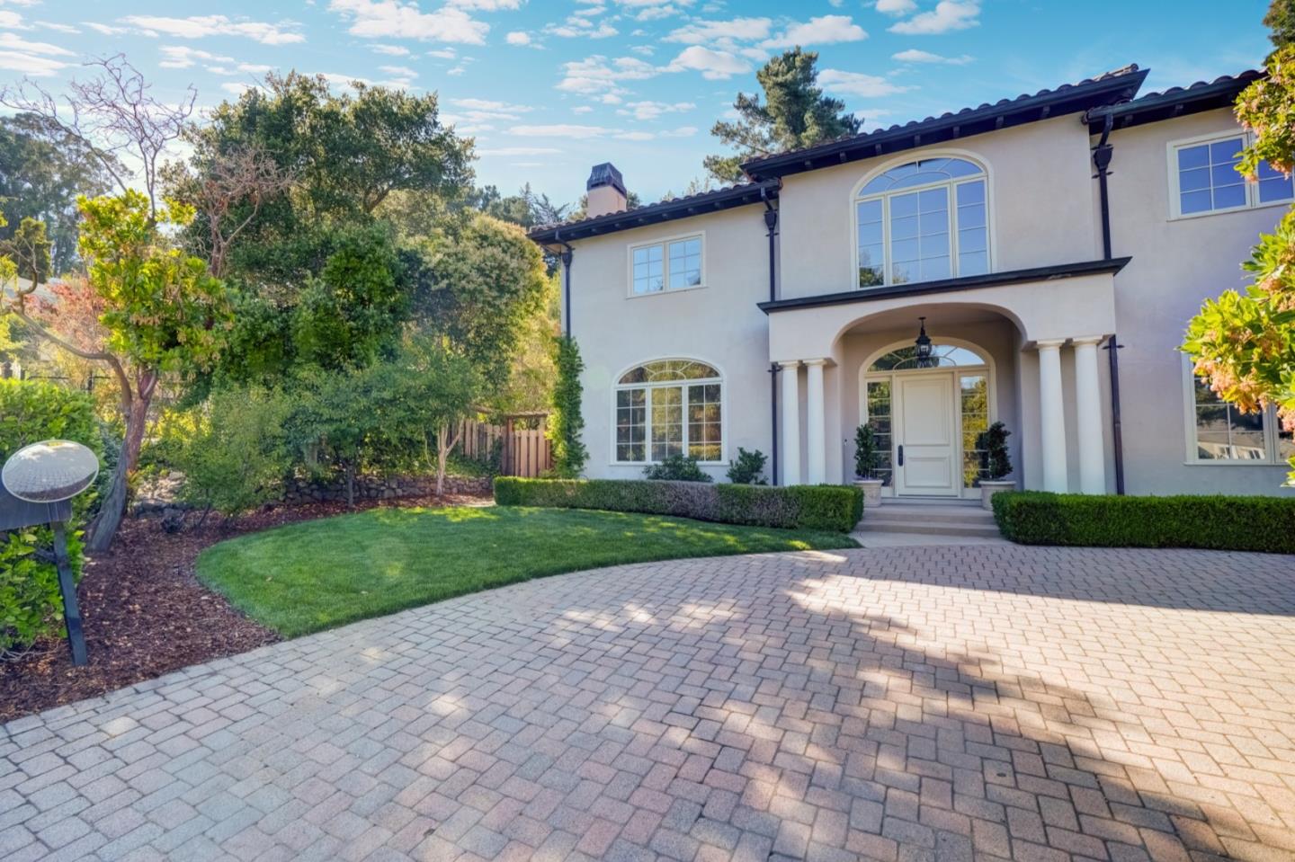 2855 Churchill Drive