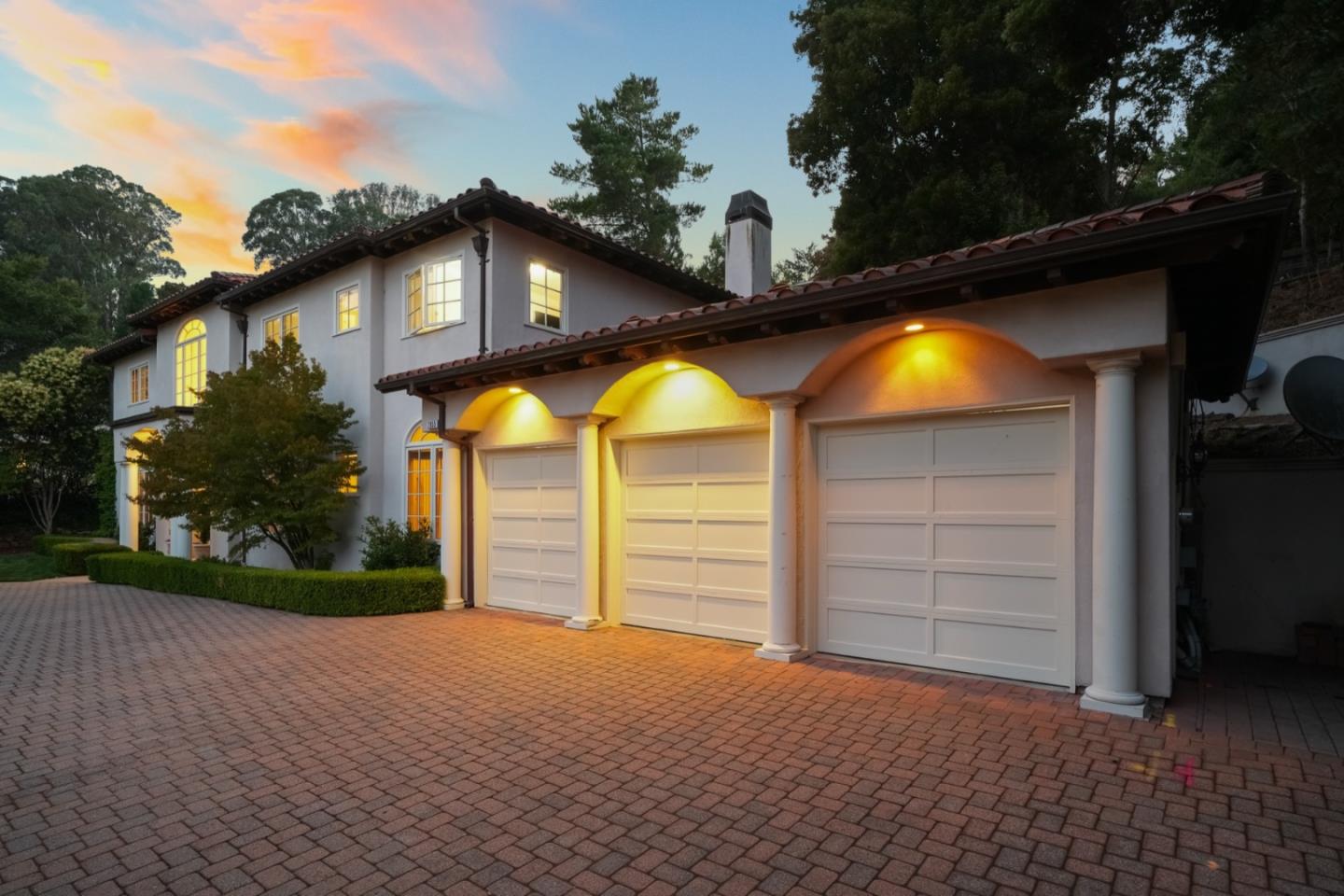 2855 Churchill Drive