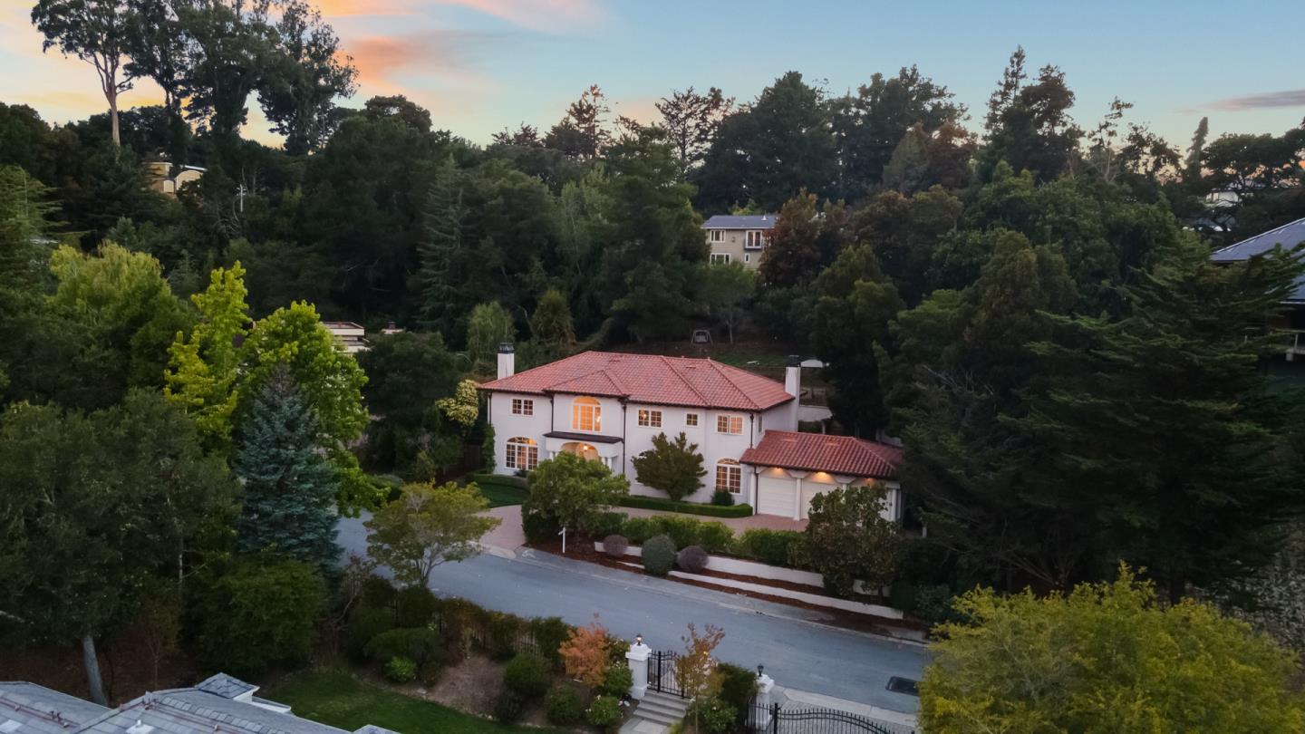 2855 Churchill Drive