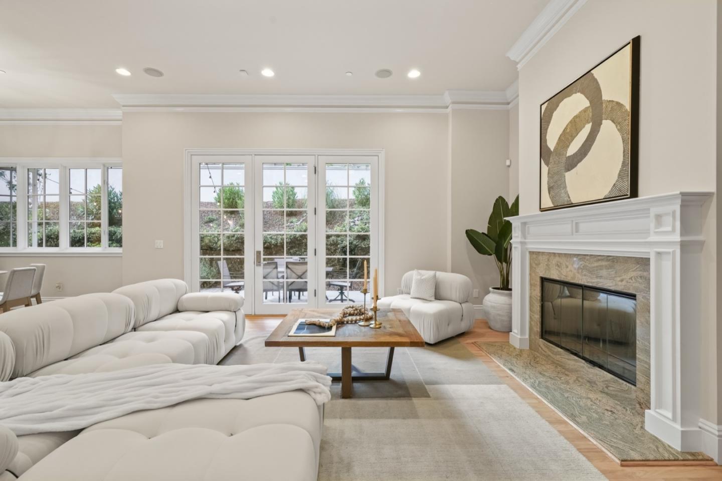 2855 Churchill Drive