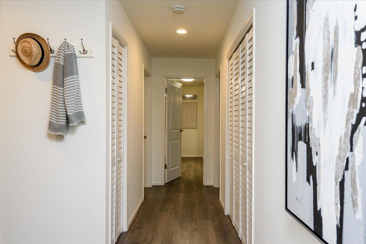 1031 Cherry Avenue 33