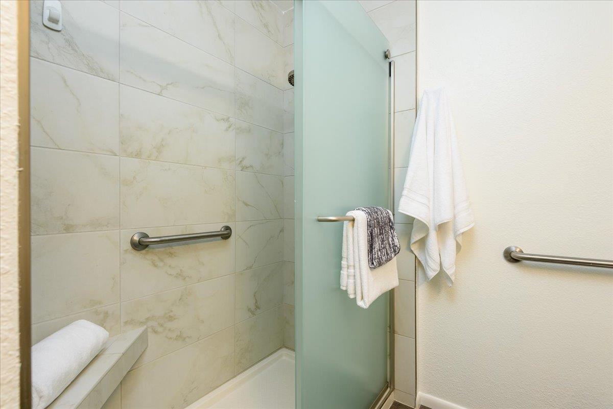 1031 Cherry Avenue 33