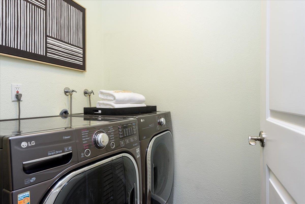 1031 Cherry Avenue 33