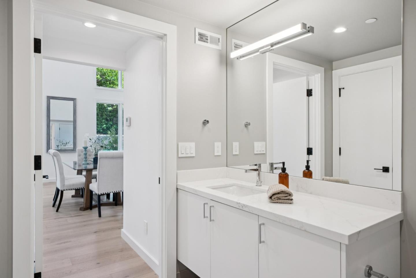 1433 Floribunda Avenue 1