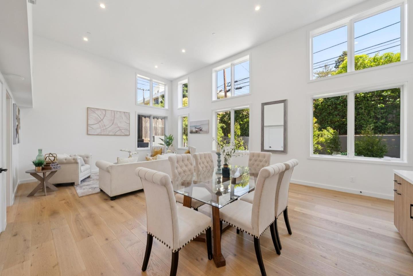 1433 Floribunda Avenue 1