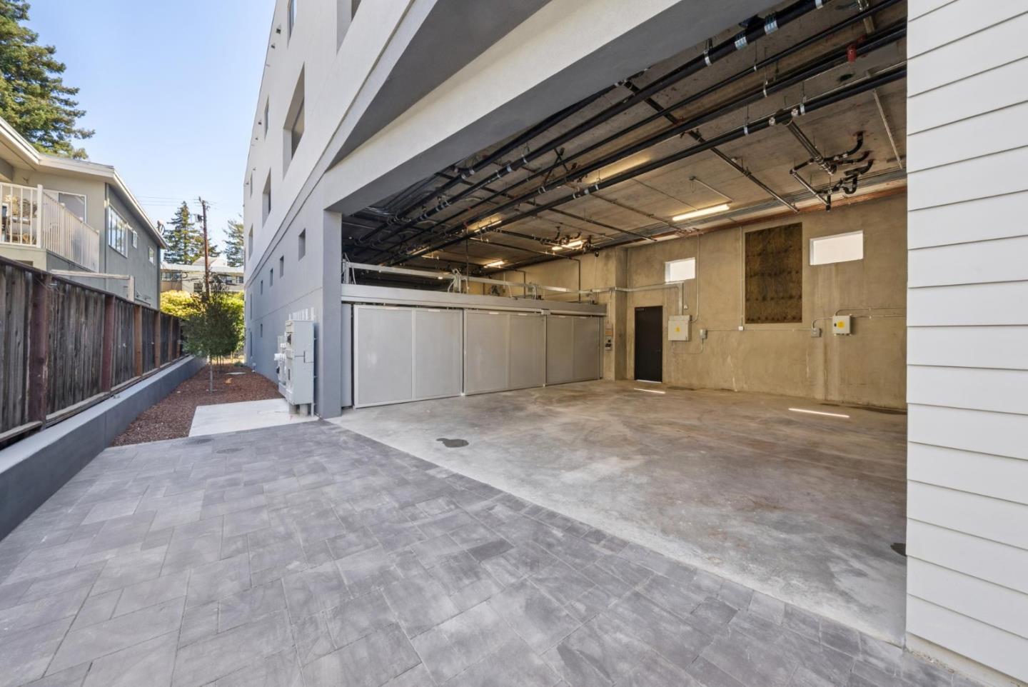 1433 Floribunda Avenue 1