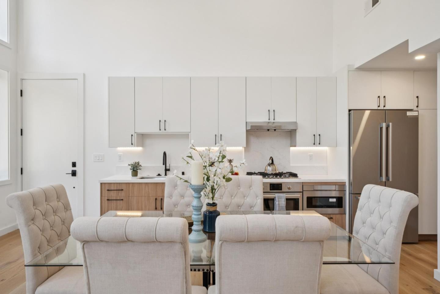 1433 Floribunda Avenue 1