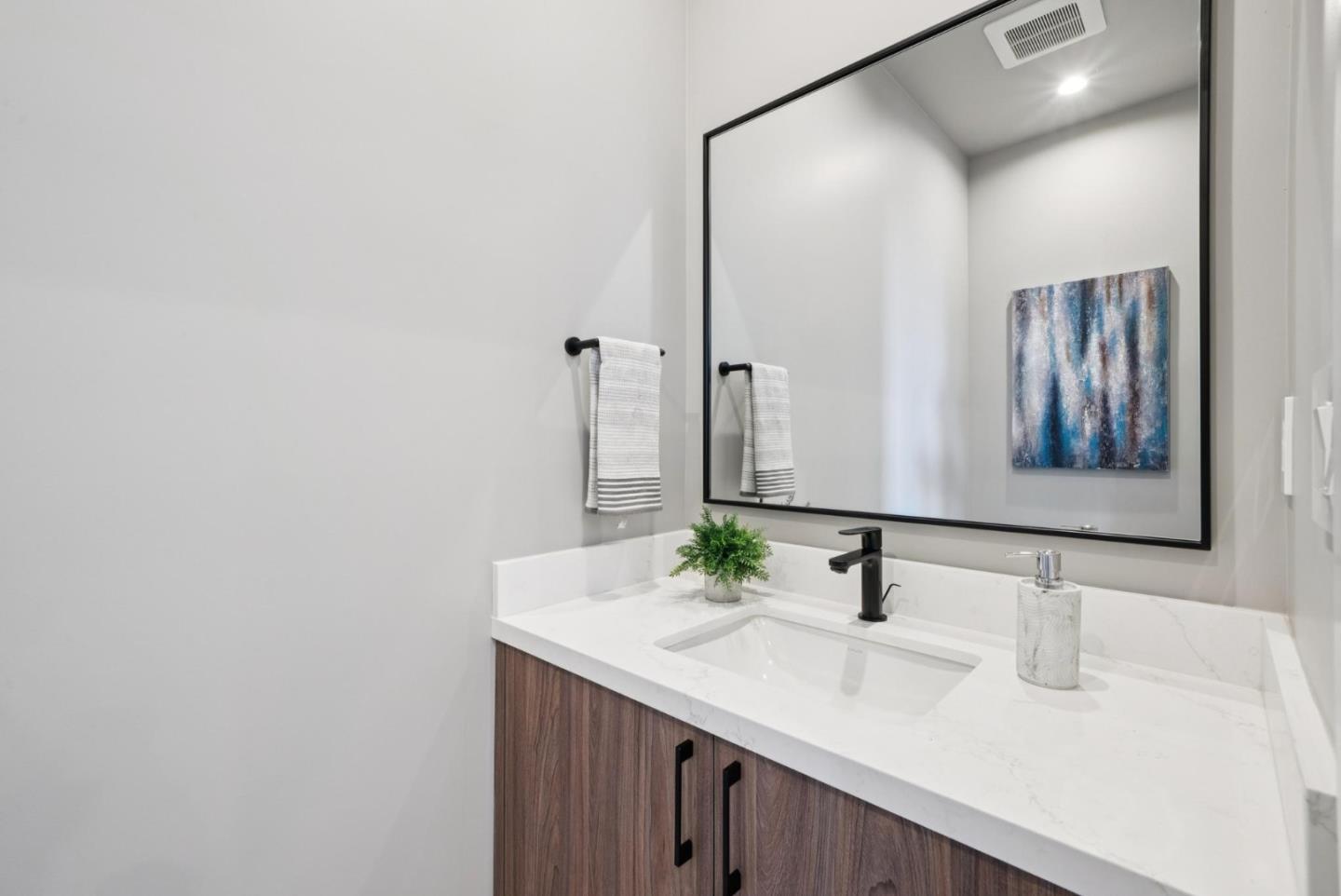 1433 Floribunda Avenue