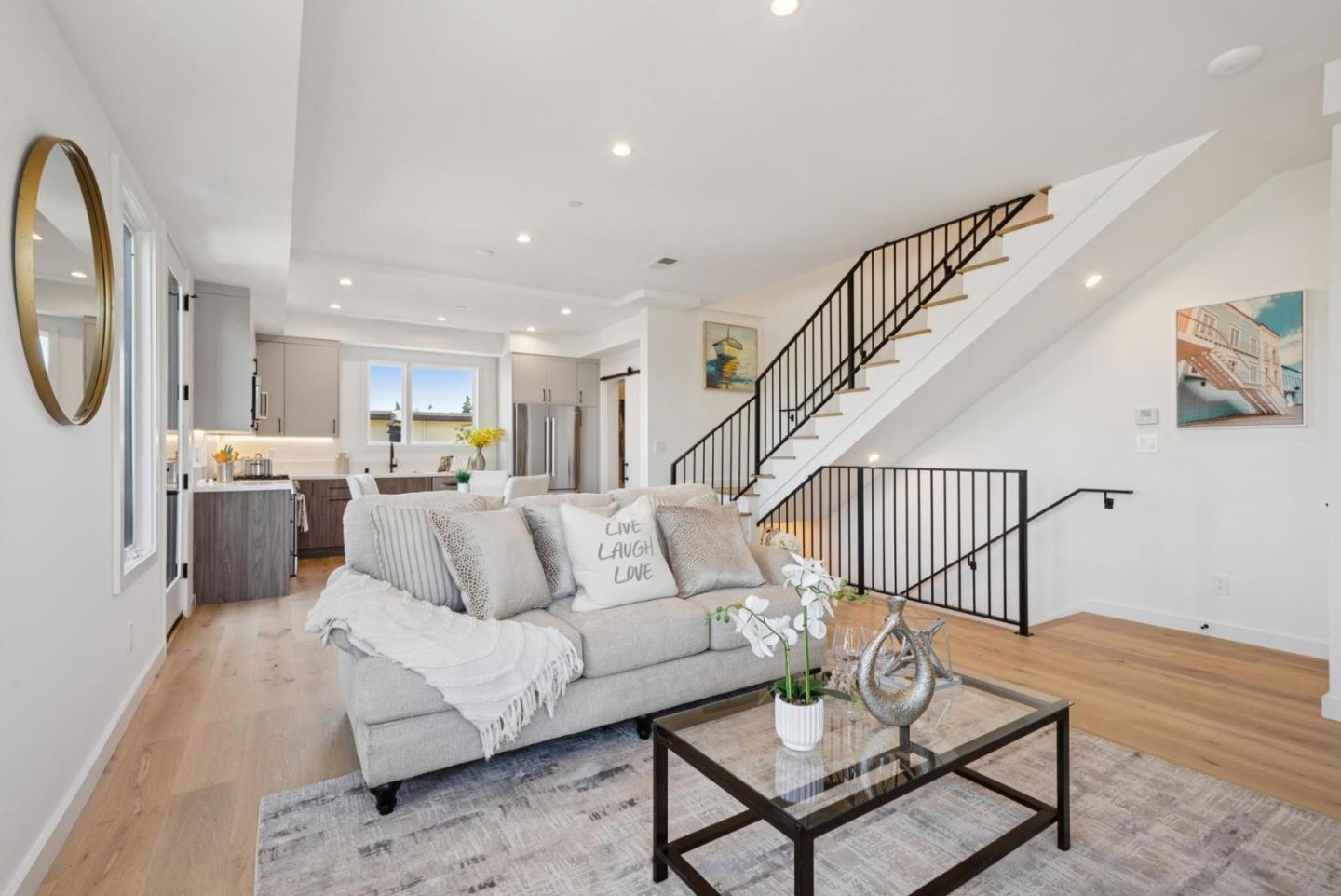 1433 Floribunda Avenue