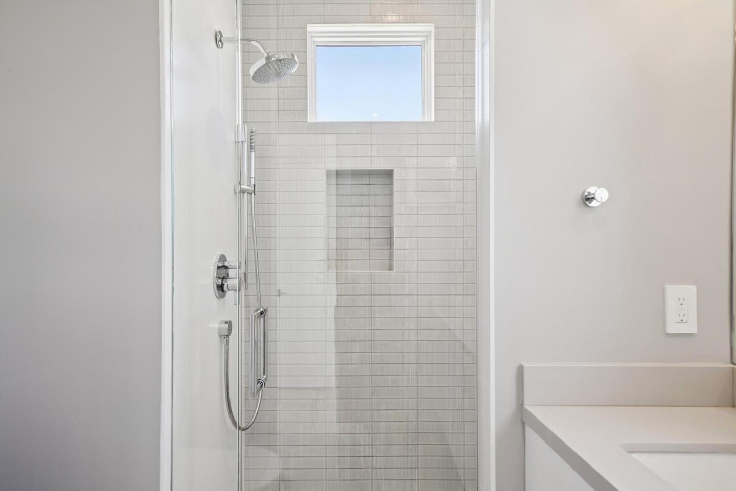 1433 Floribunda Avenue