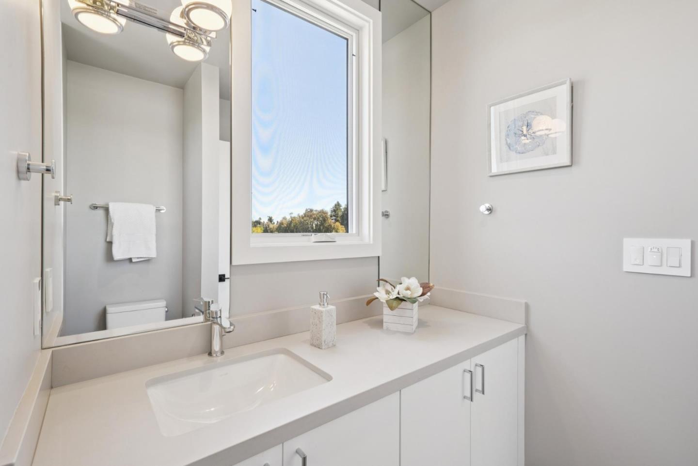 1433 Floribunda Avenue