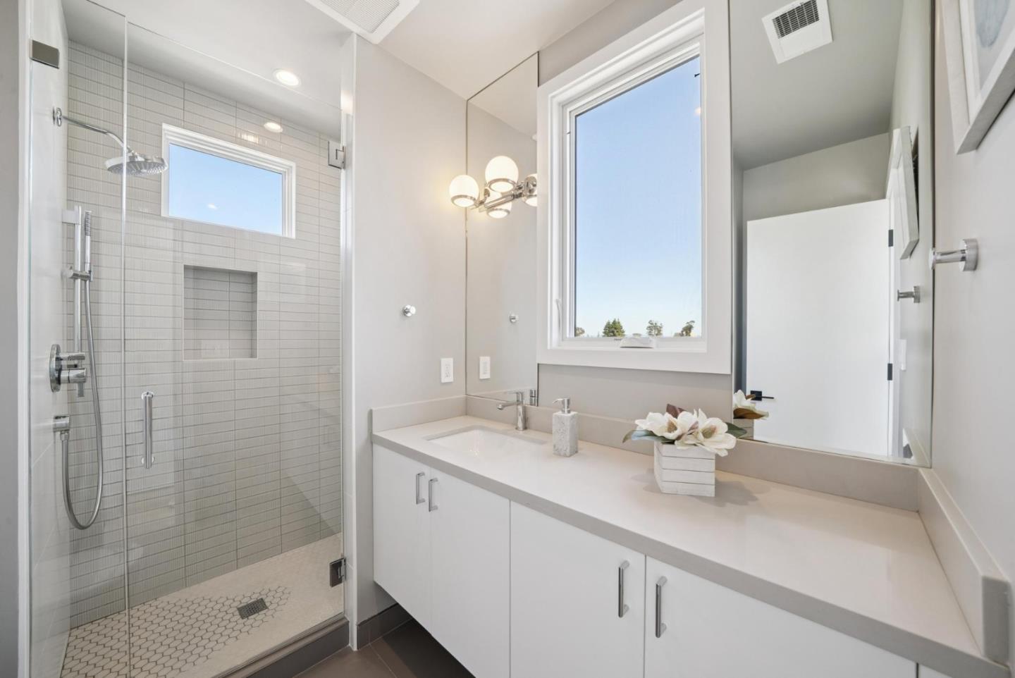 1433 Floribunda Avenue