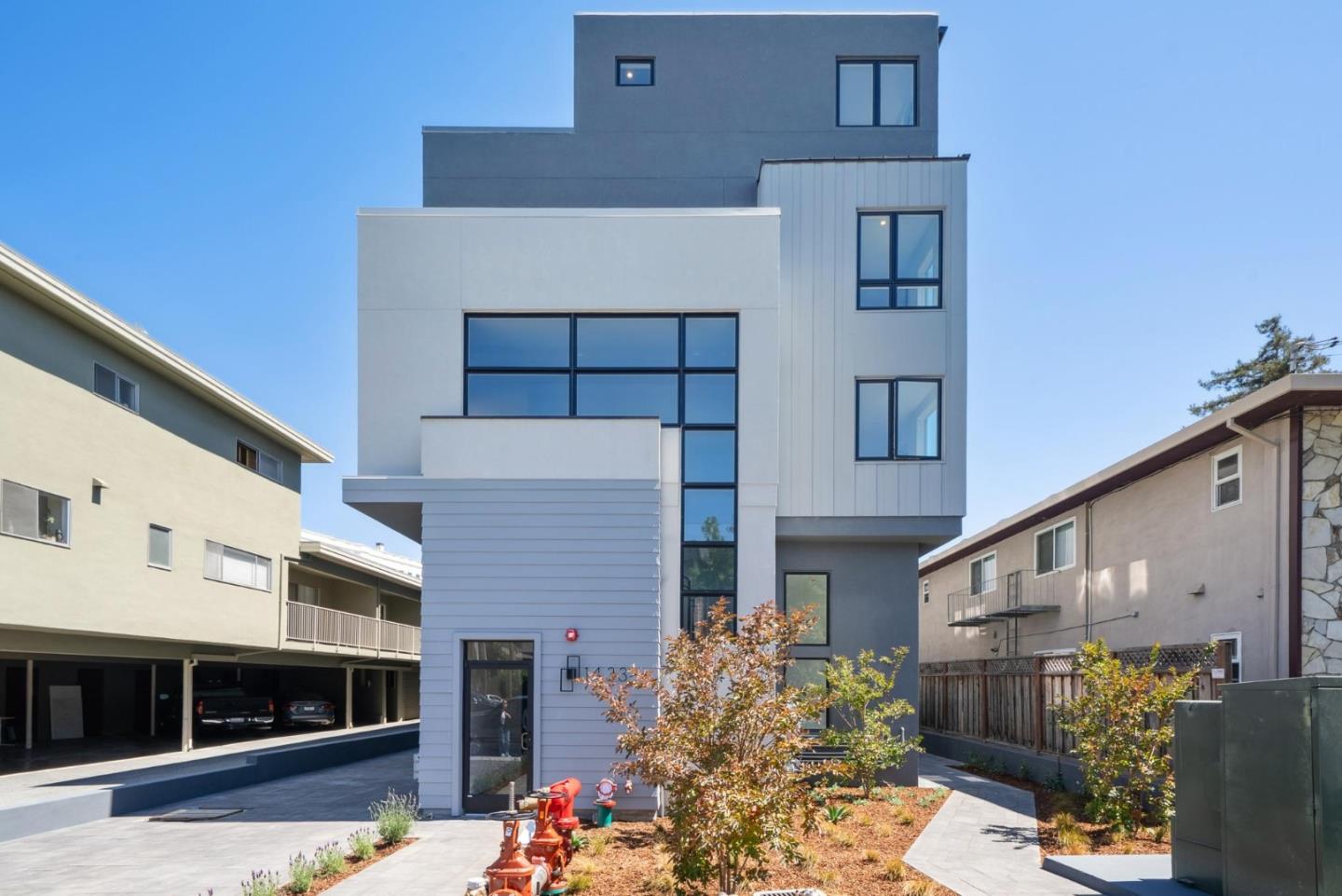 1433 Floribunda Avenue