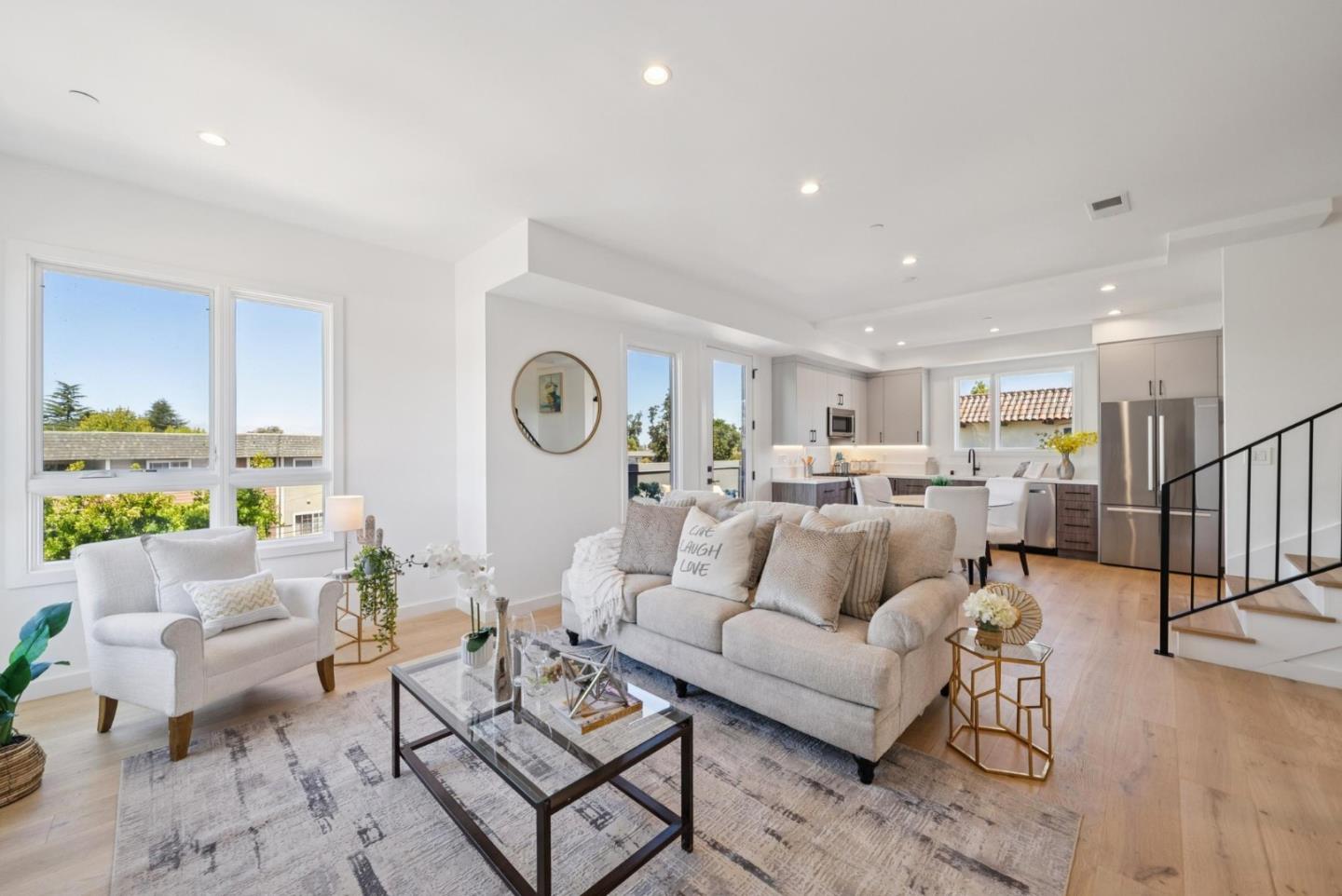 1433 Floribunda Avenue