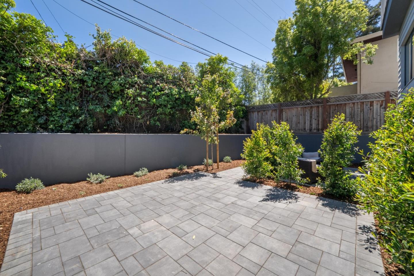 1433 Floribunda Avenue