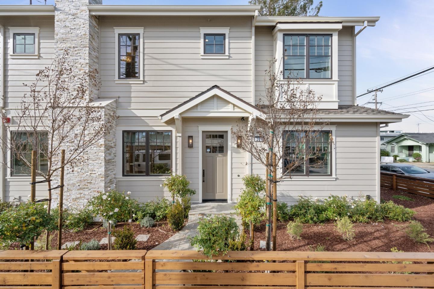 261 East Bellevue Avenue