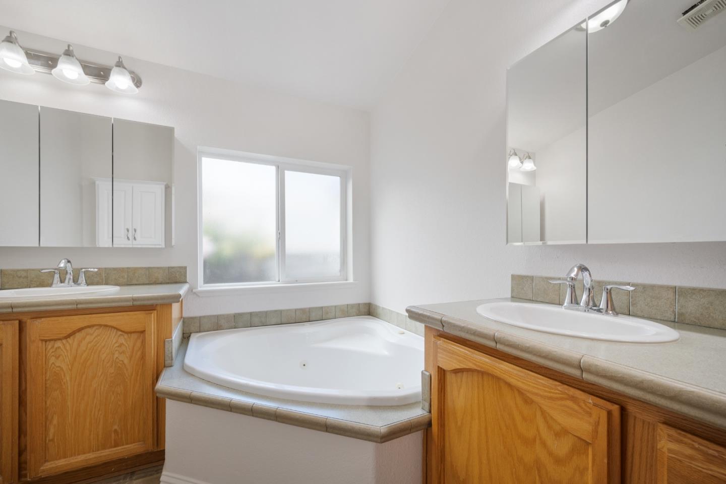 10 Sunset Terrace Unit: 10