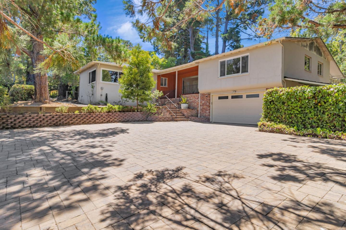 940 Black Mountain Road