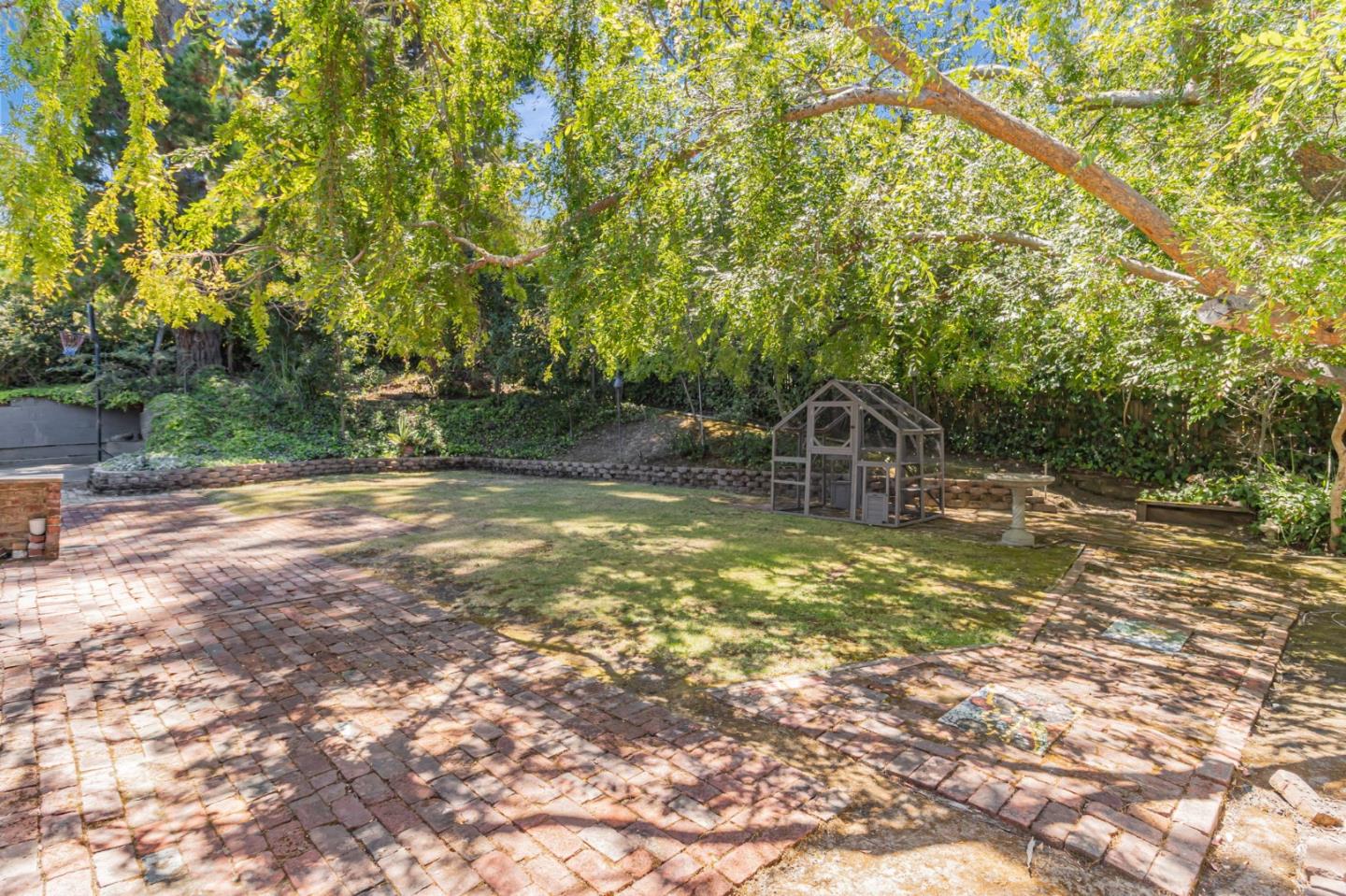 940 Black Mountain Road