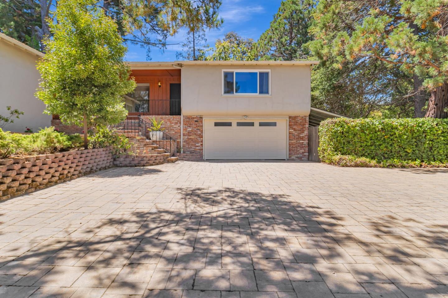 940 Black Mountain Road