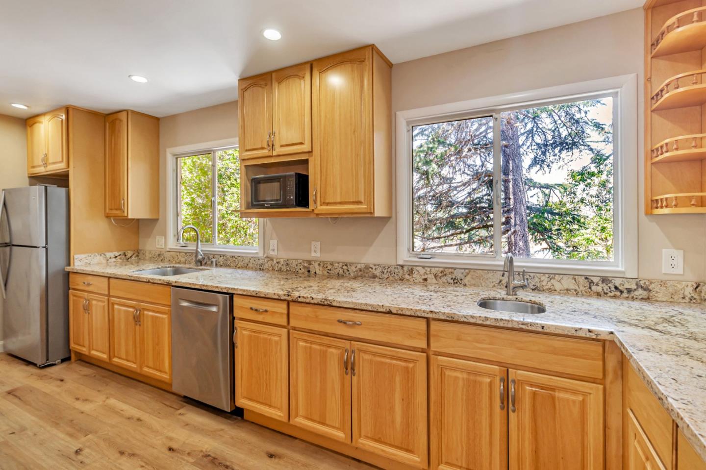 940 Black Mountain Road