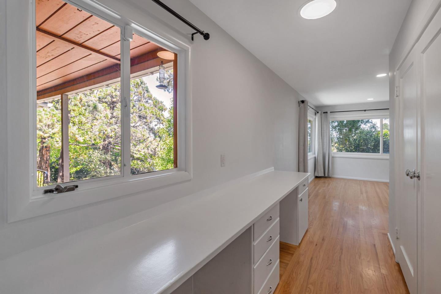 940 Black Mountain Road