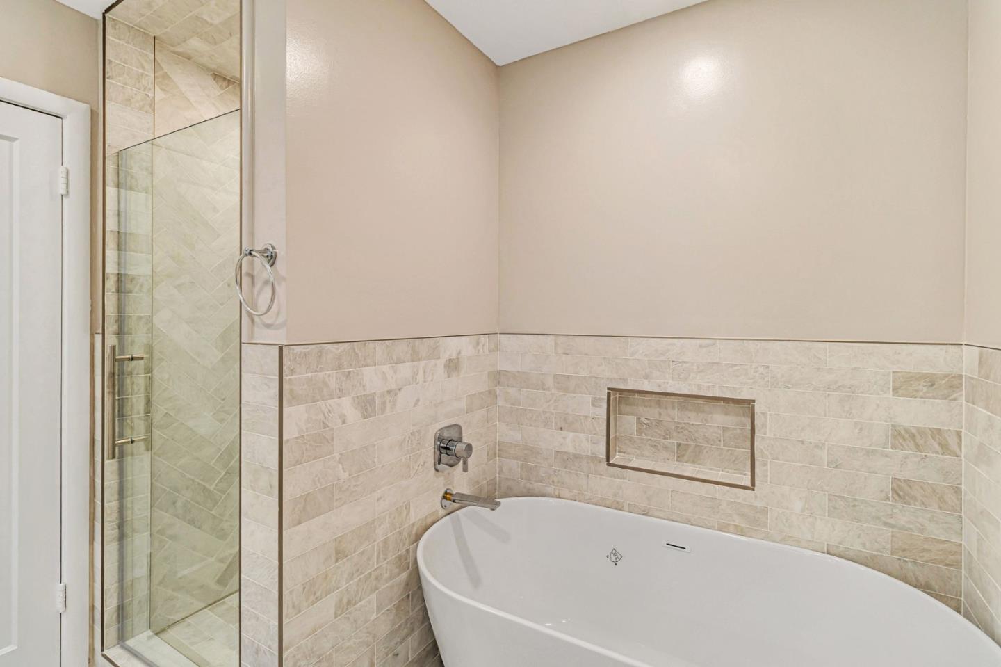 940 Black Mountain Road