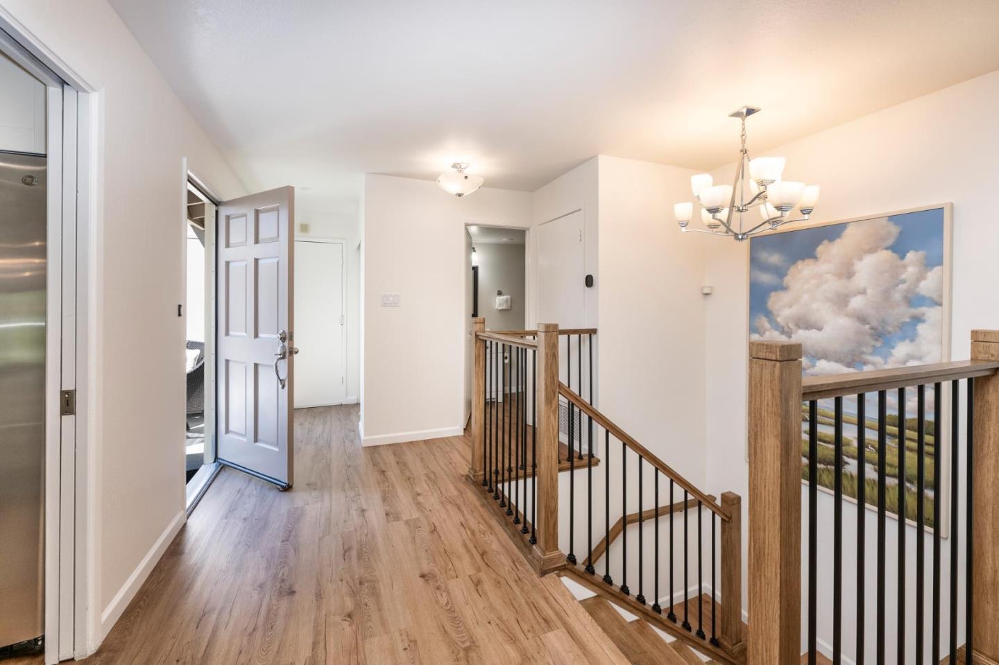 38 Weepingridge Court