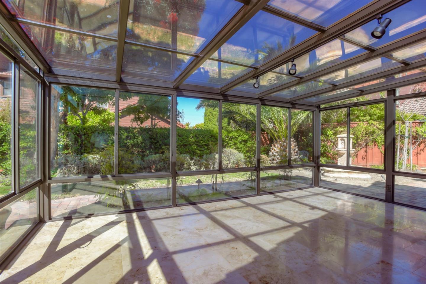 604 San Nicholas Lane