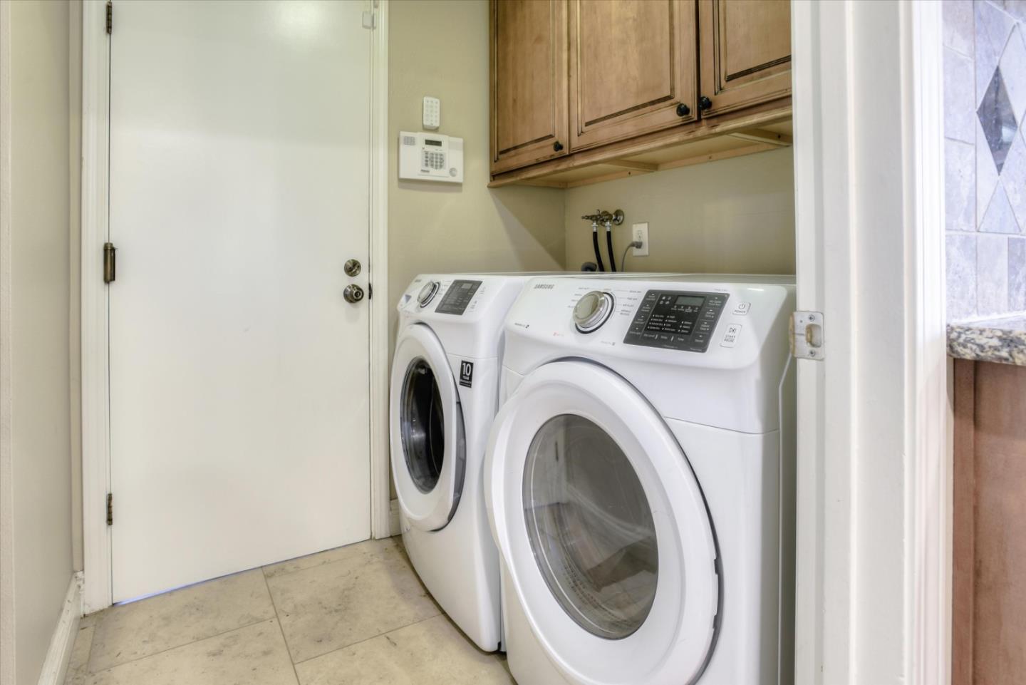 604 San Nicholas Lane