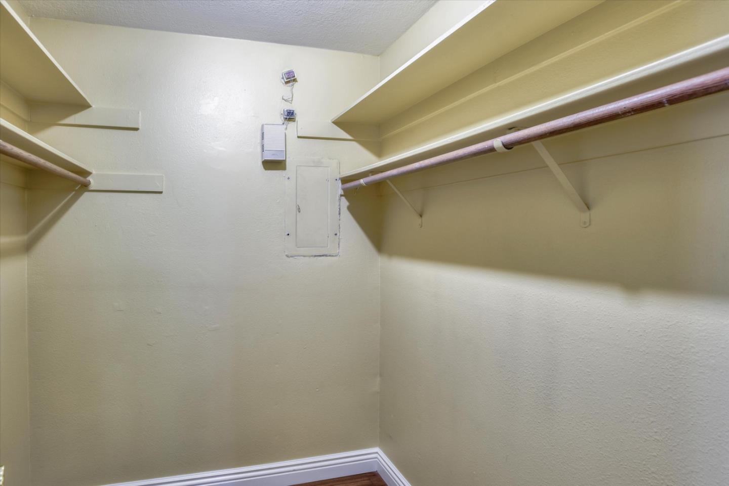 604 San Nicholas Lane