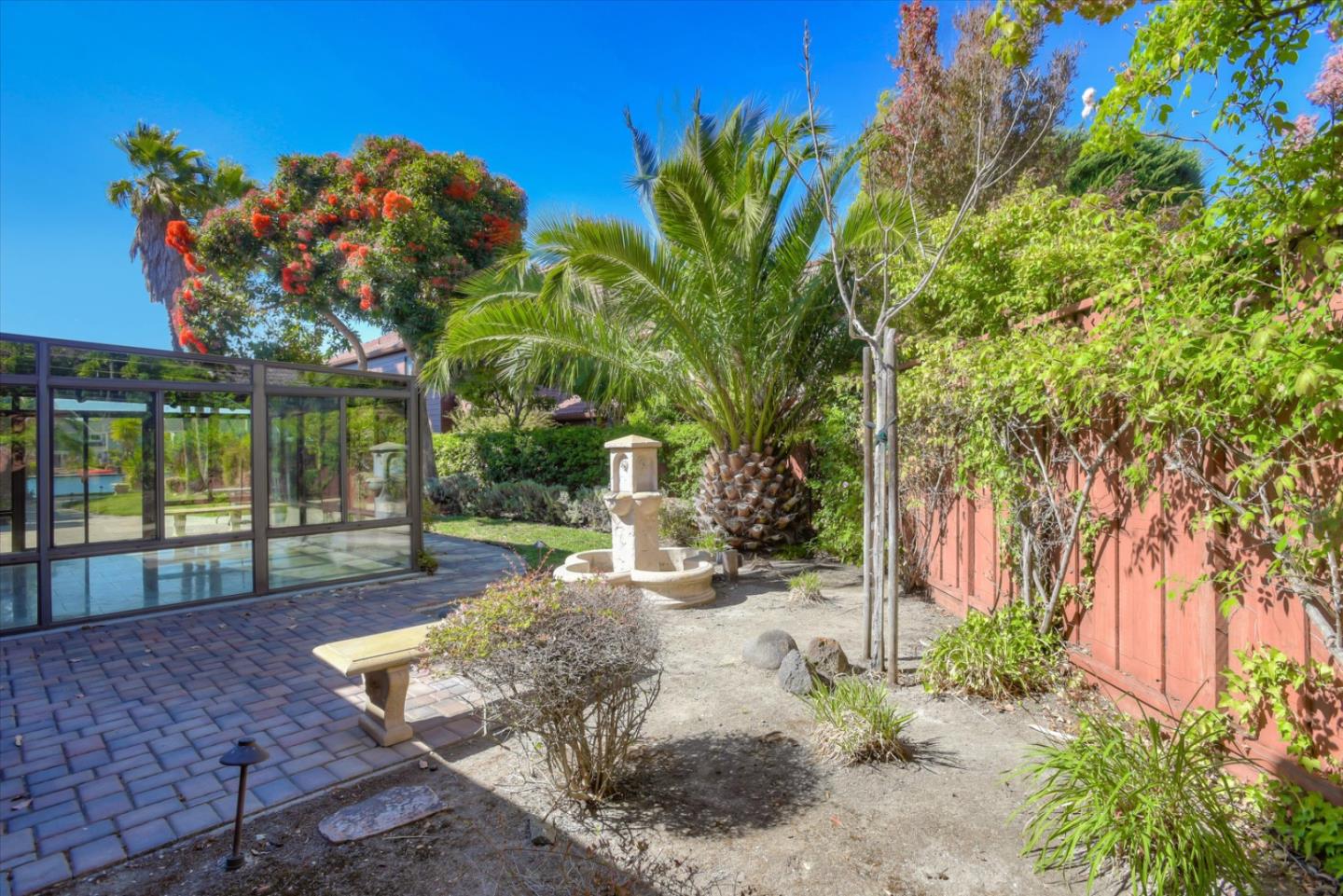 604 San Nicholas Lane