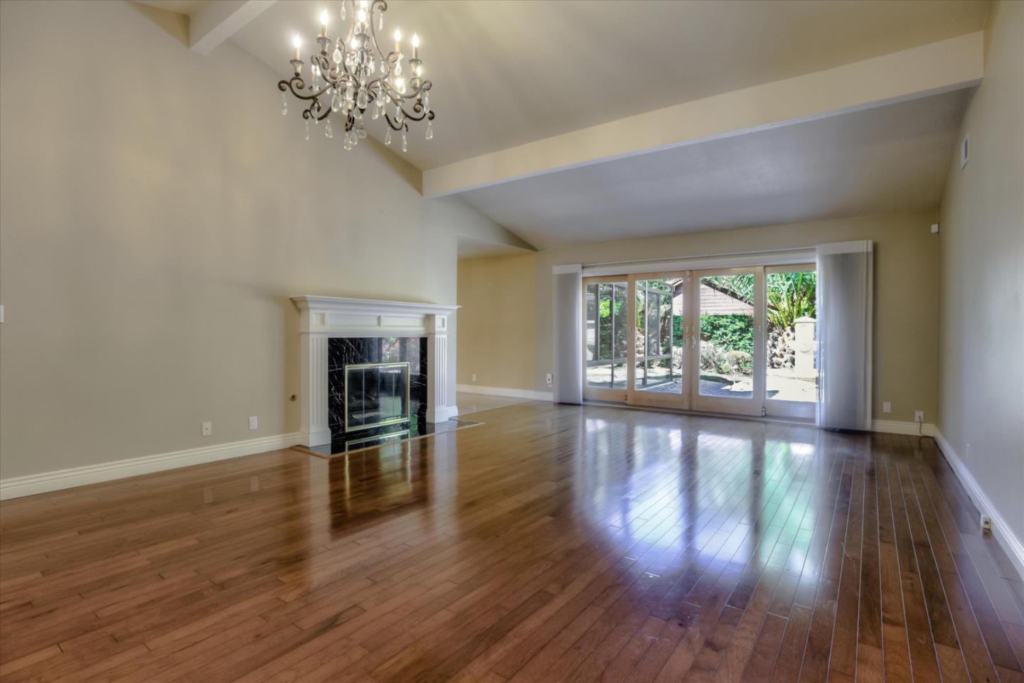 604 San Nicholas Lane