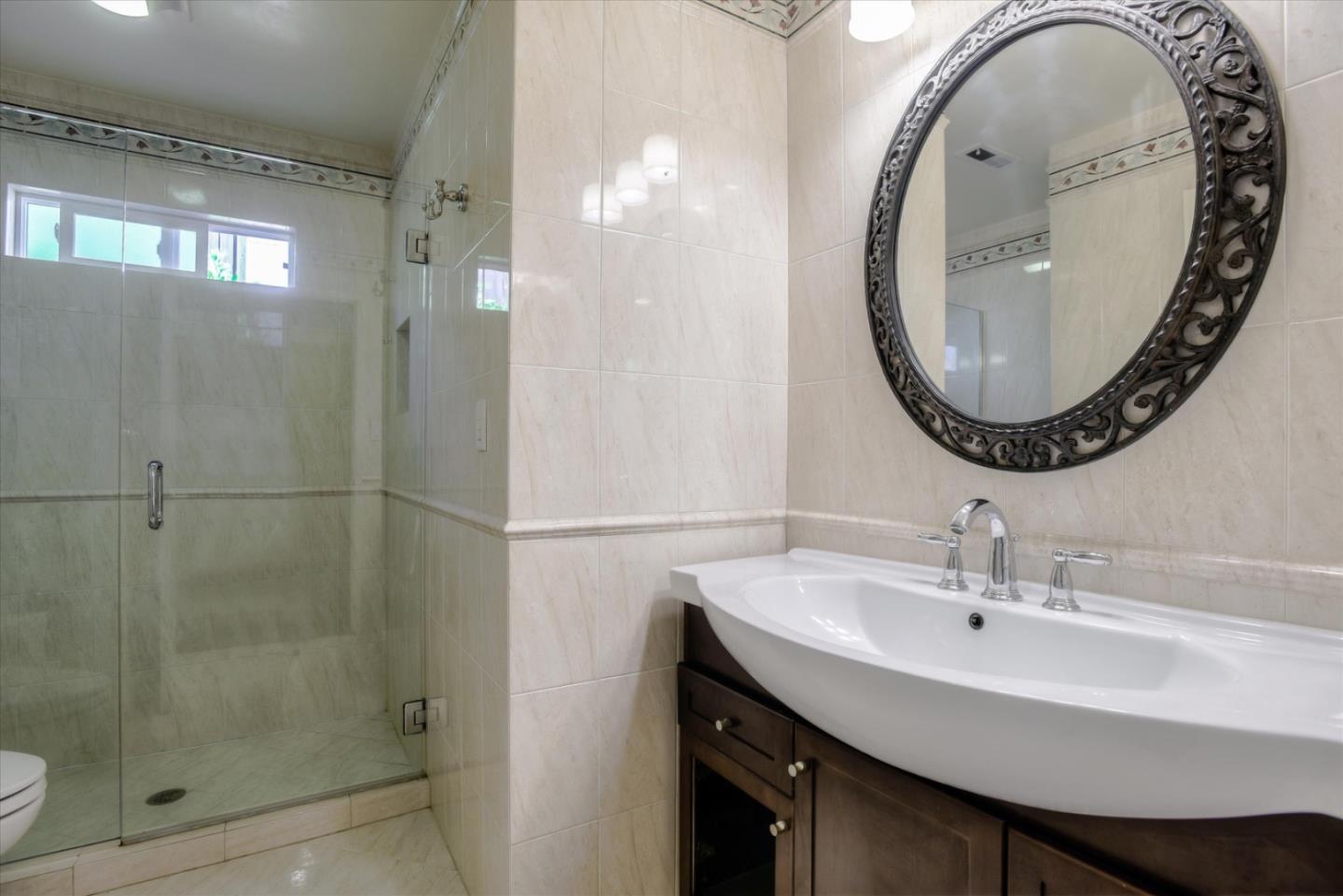 604 San Nicholas Lane