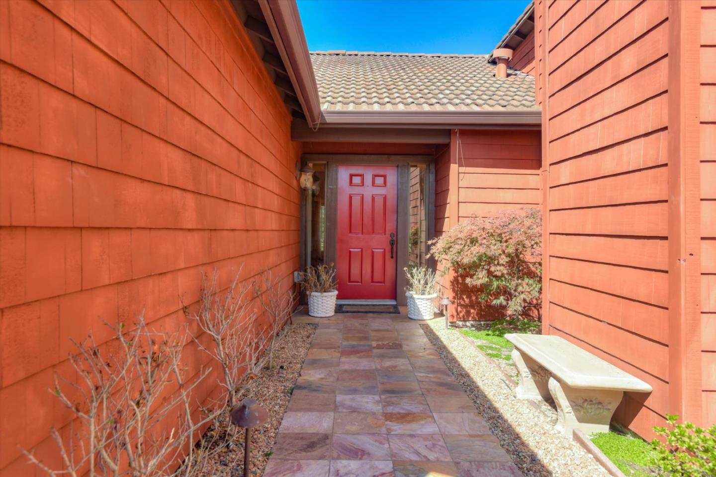 604 San Nicholas Lane