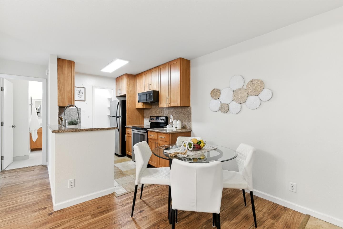 103 Piccadilly Place A