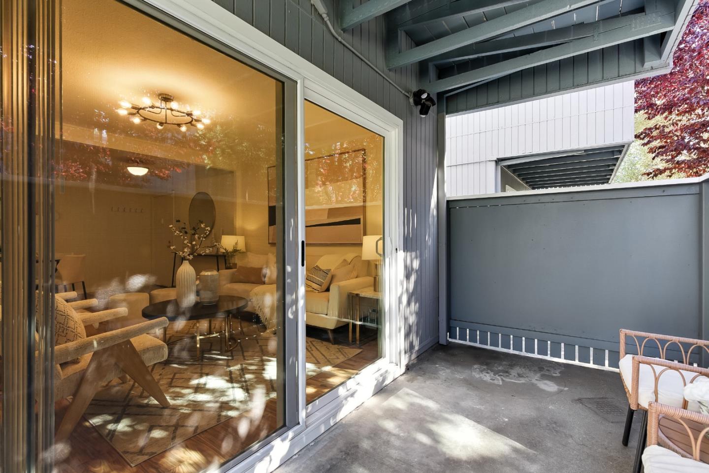 103 Piccadilly Place A