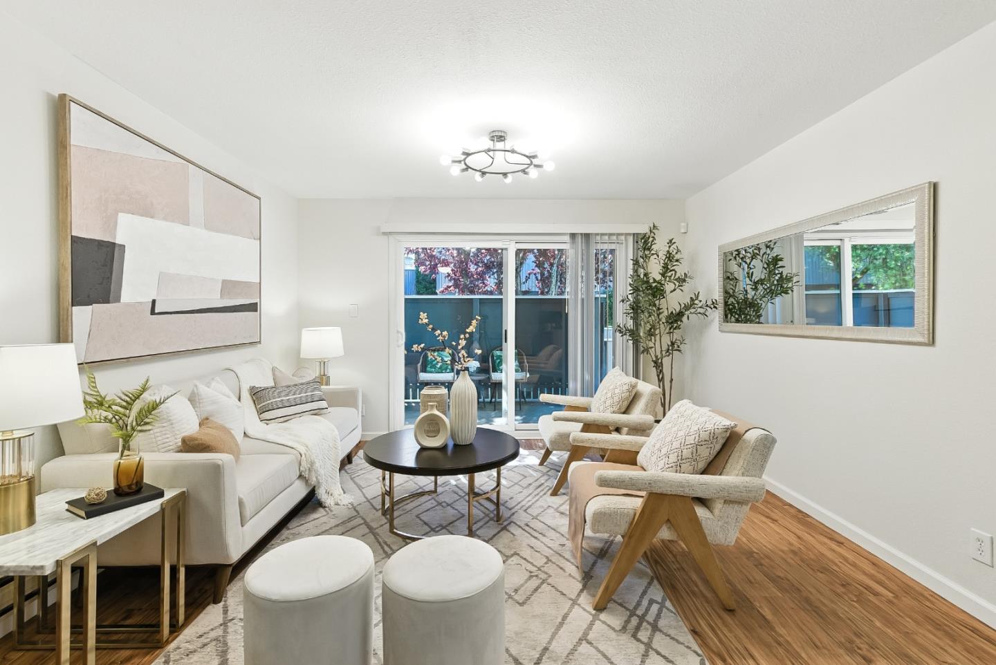 103 Piccadilly Place A