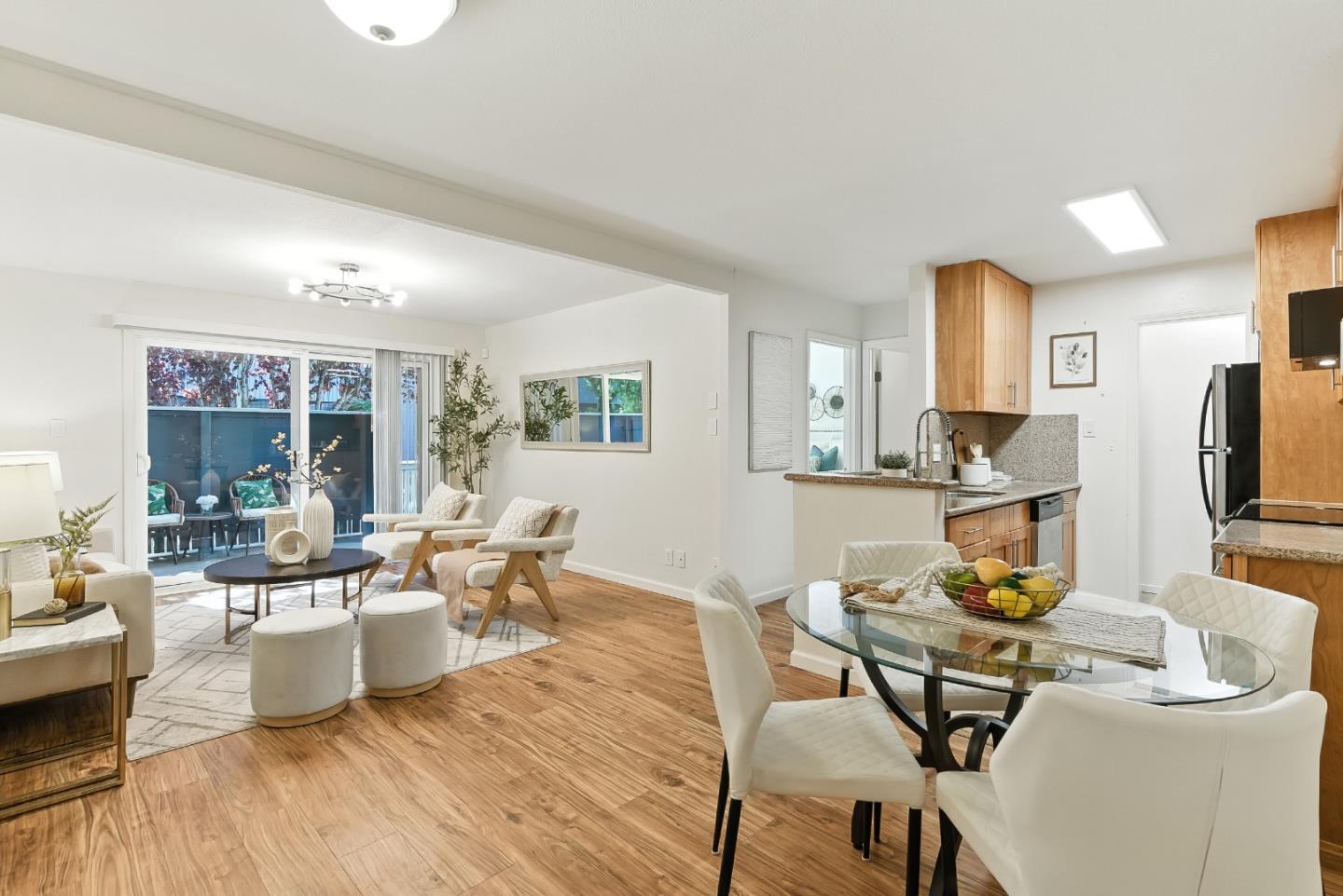 103 Piccadilly Place A