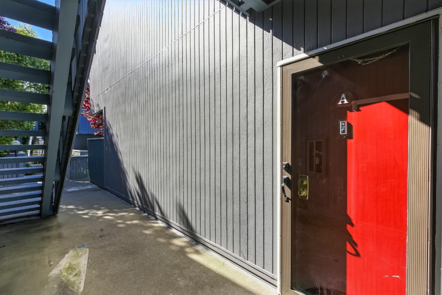 103 Piccadilly Place A