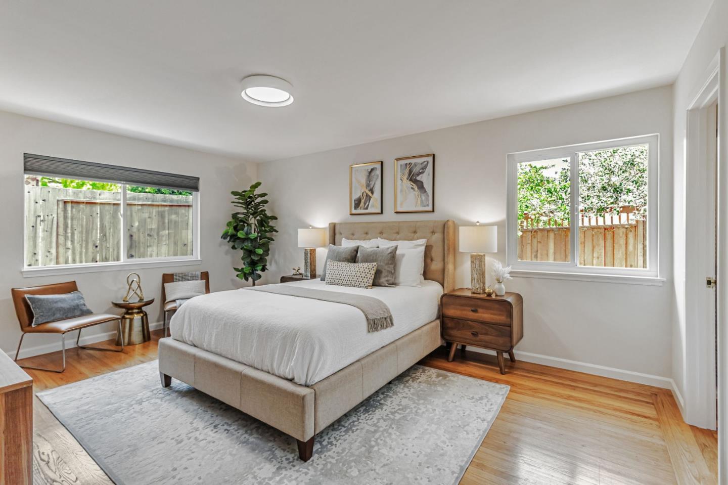 1083 West Hillsdale Boulevard