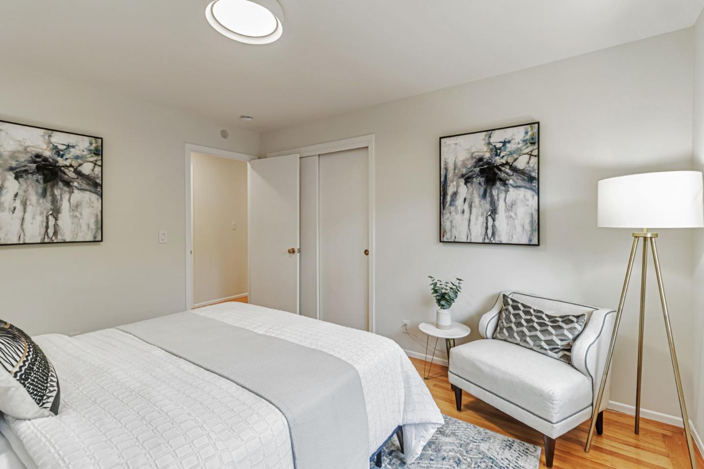 1083 West Hillsdale Boulevard