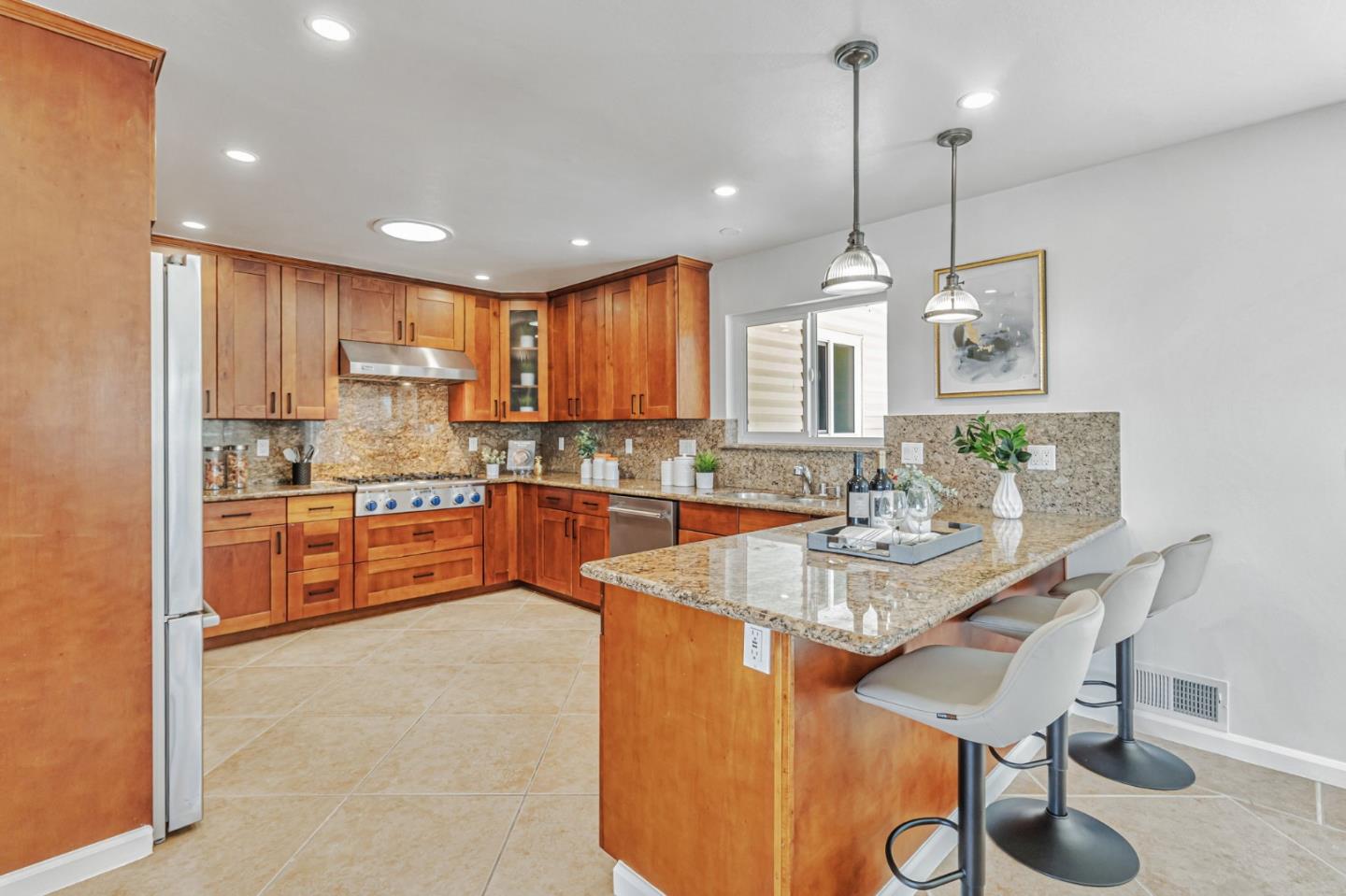 1083 West Hillsdale Boulevard