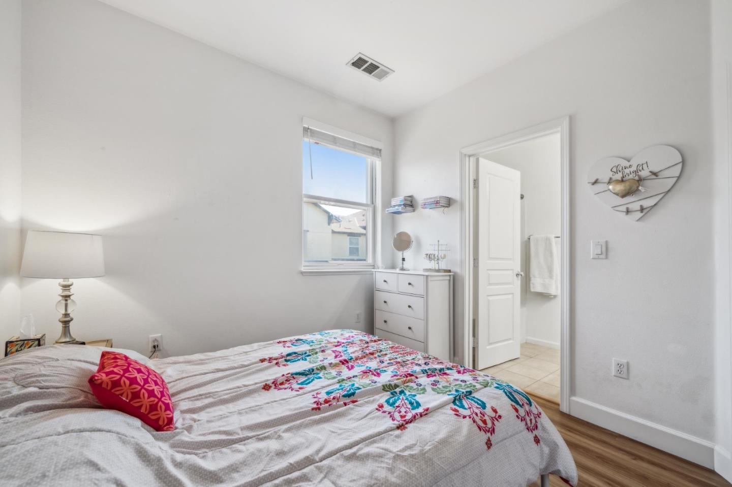 25478 Huntwood Avenue