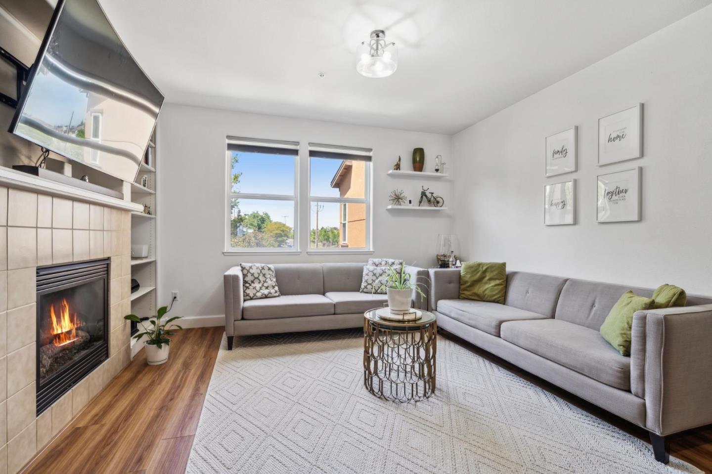 25478 Huntwood Avenue