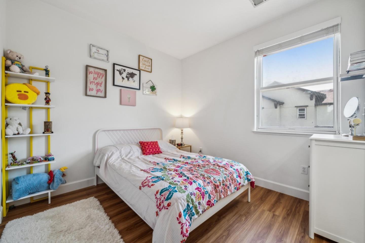 25478 Huntwood Avenue