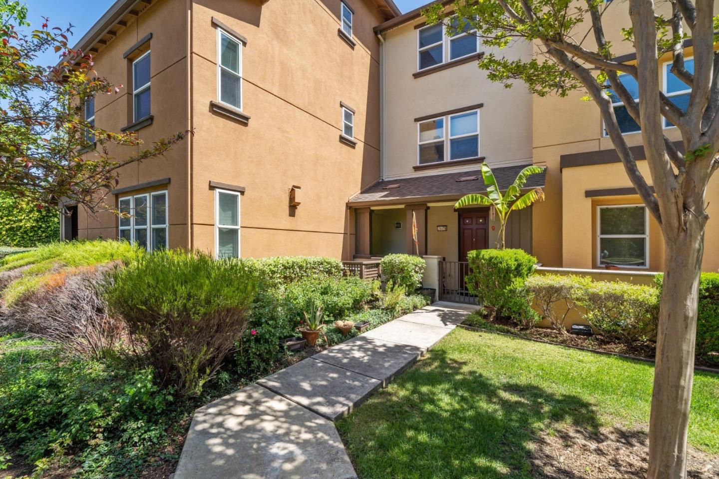 25478 Huntwood Avenue